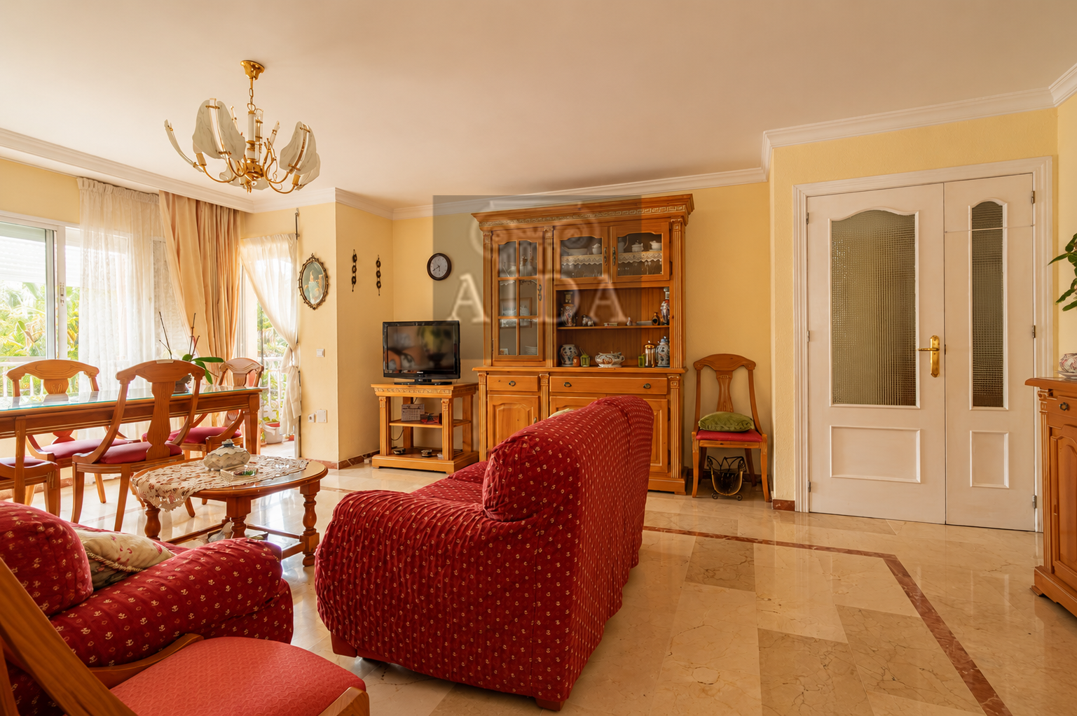Venta de piso en Estepona