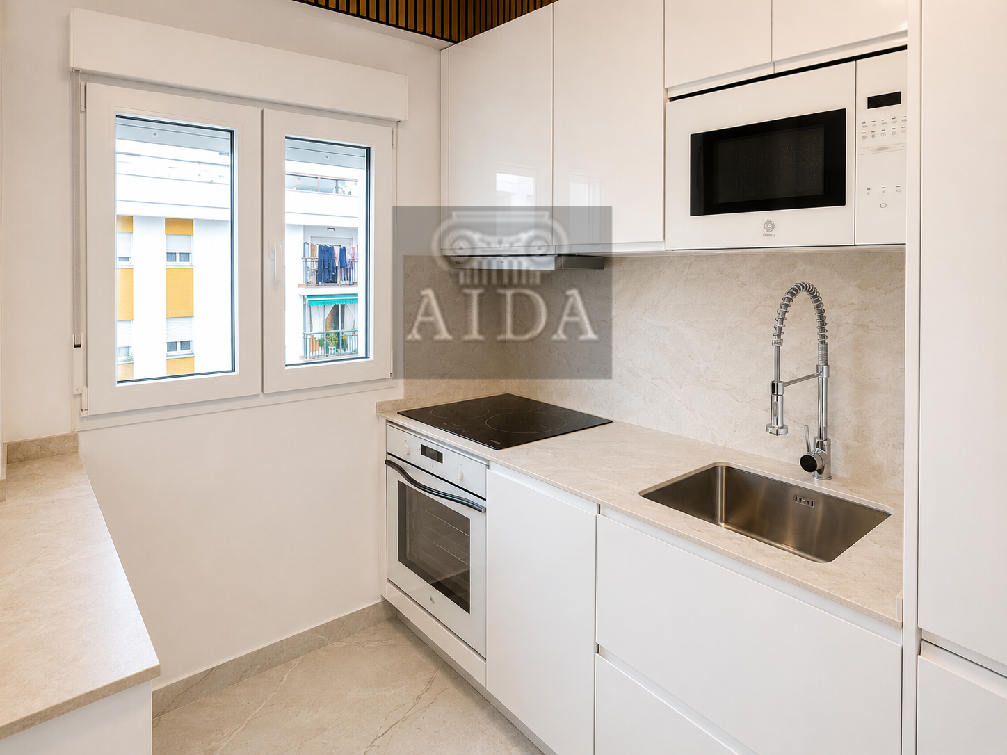 Venta de piso en Estepona