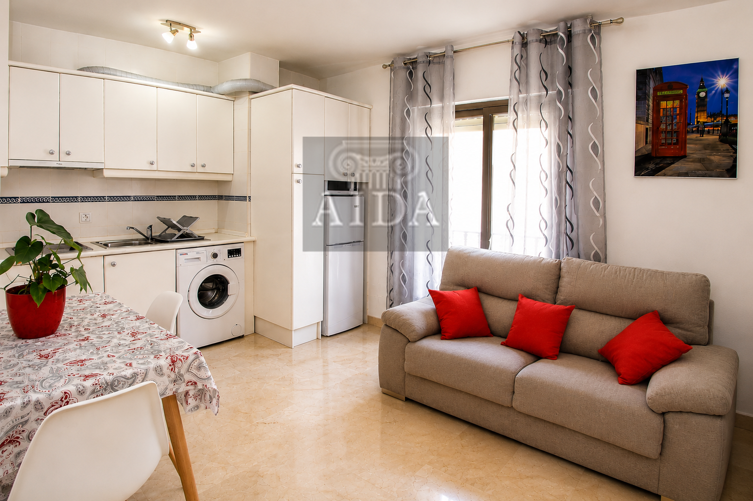 Venta de piso en Estepona