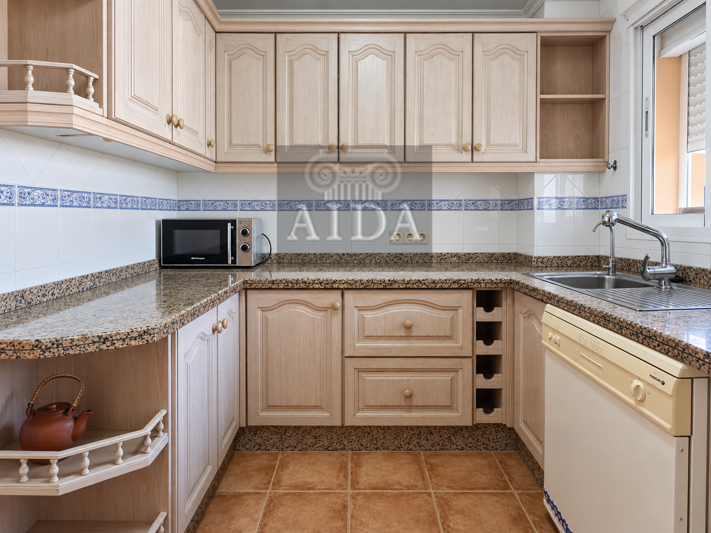 Venta de piso en Estepona