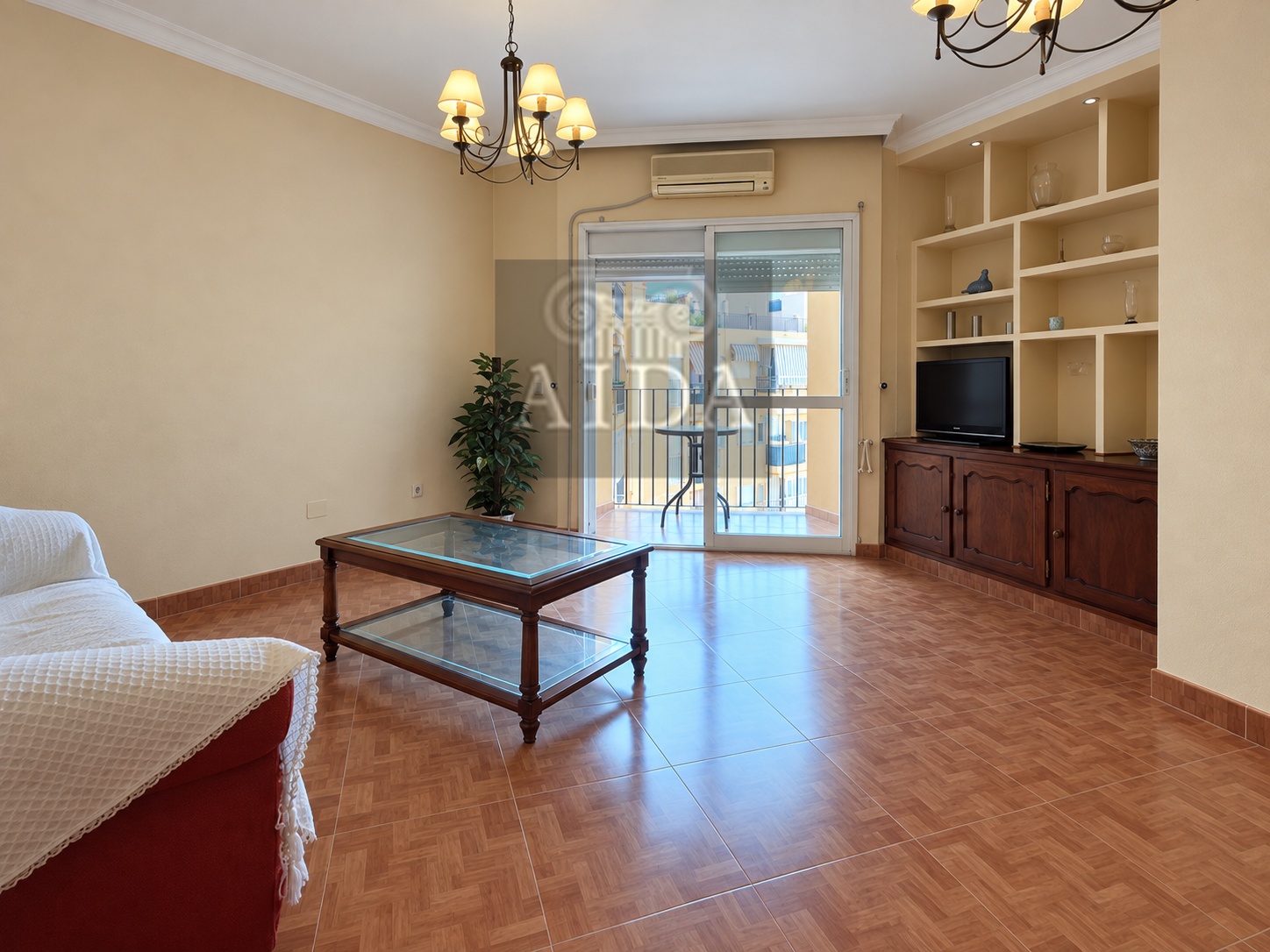 Venta de piso en Estepona