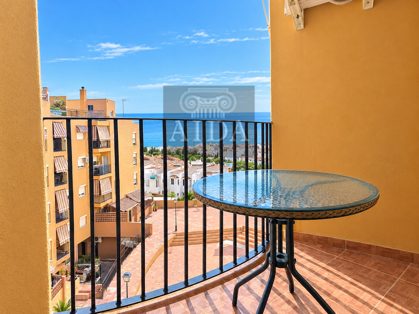 Venta de piso en Estepona