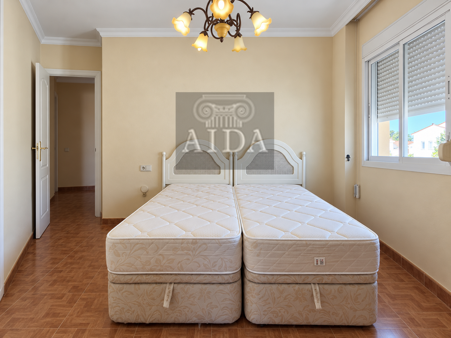 Venta de piso en Estepona