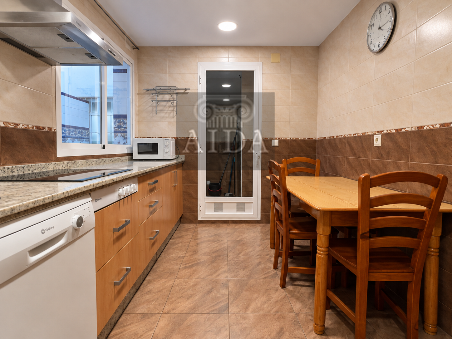 Venta de piso en Estepona