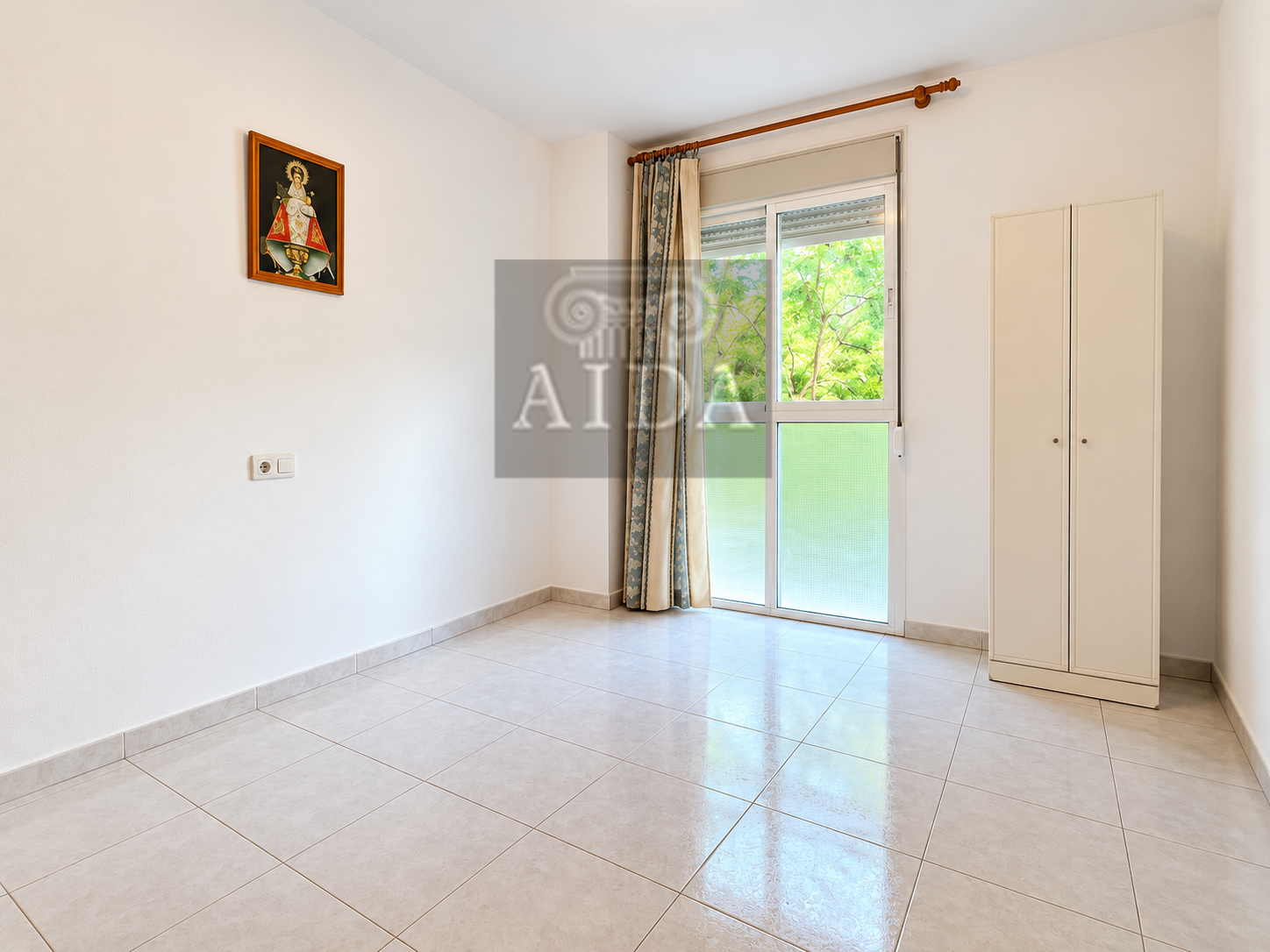 Venta de piso en Estepona