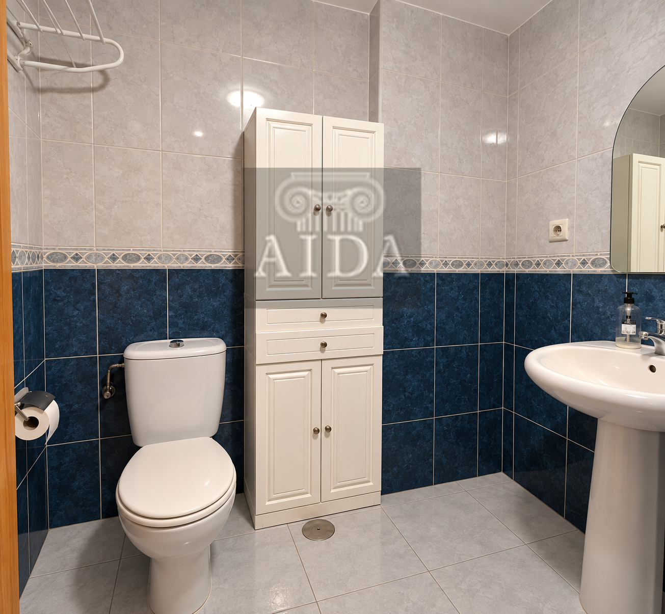 Venta de piso en Estepona