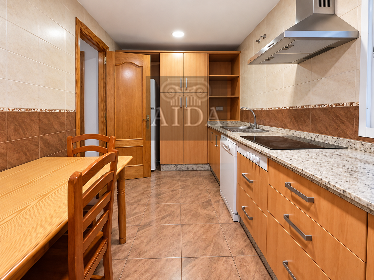 Venta de piso en Estepona