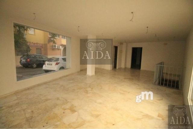 For sale of commercial in Estepona