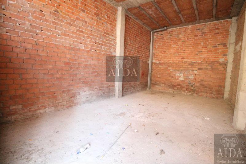 For sale of commercial in Estepona