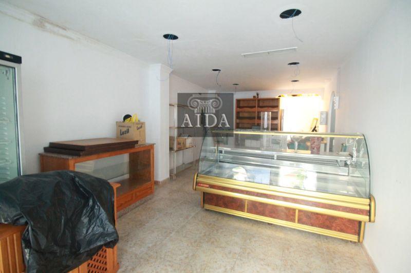 For sale of commercial in Estepona