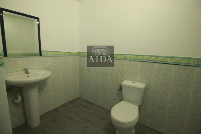 For sale of commercial in Estepona