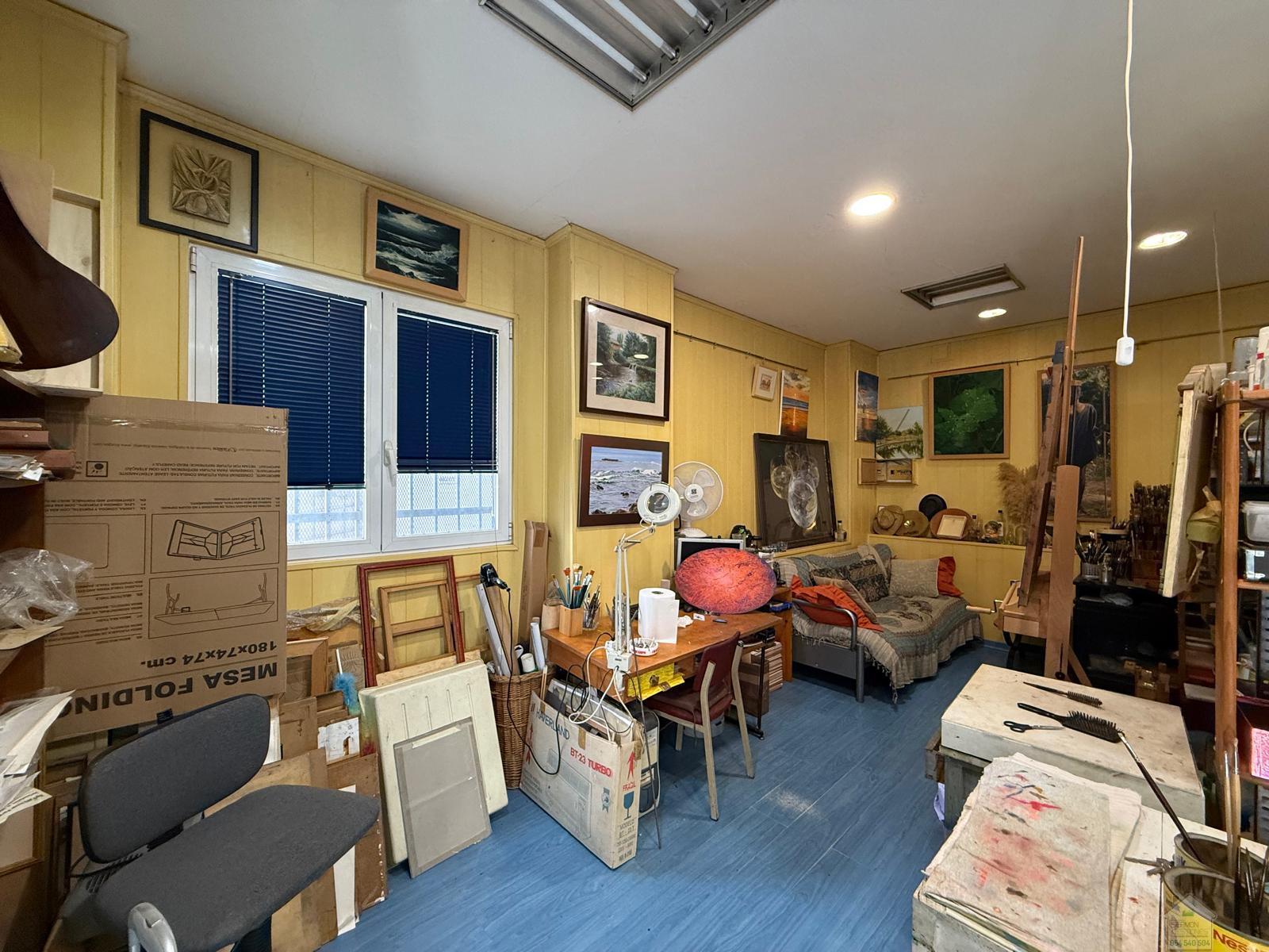 For sale of commercial in Sevilla