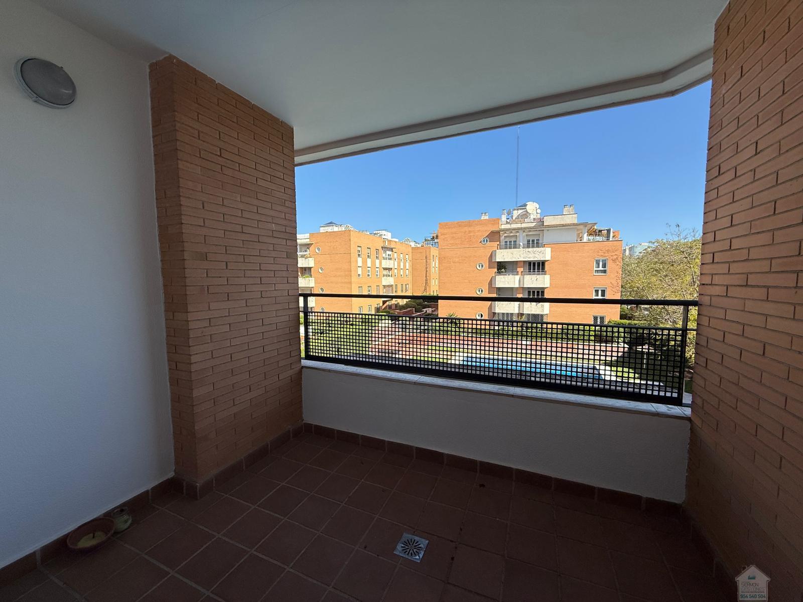For rent of flat in Sevilla