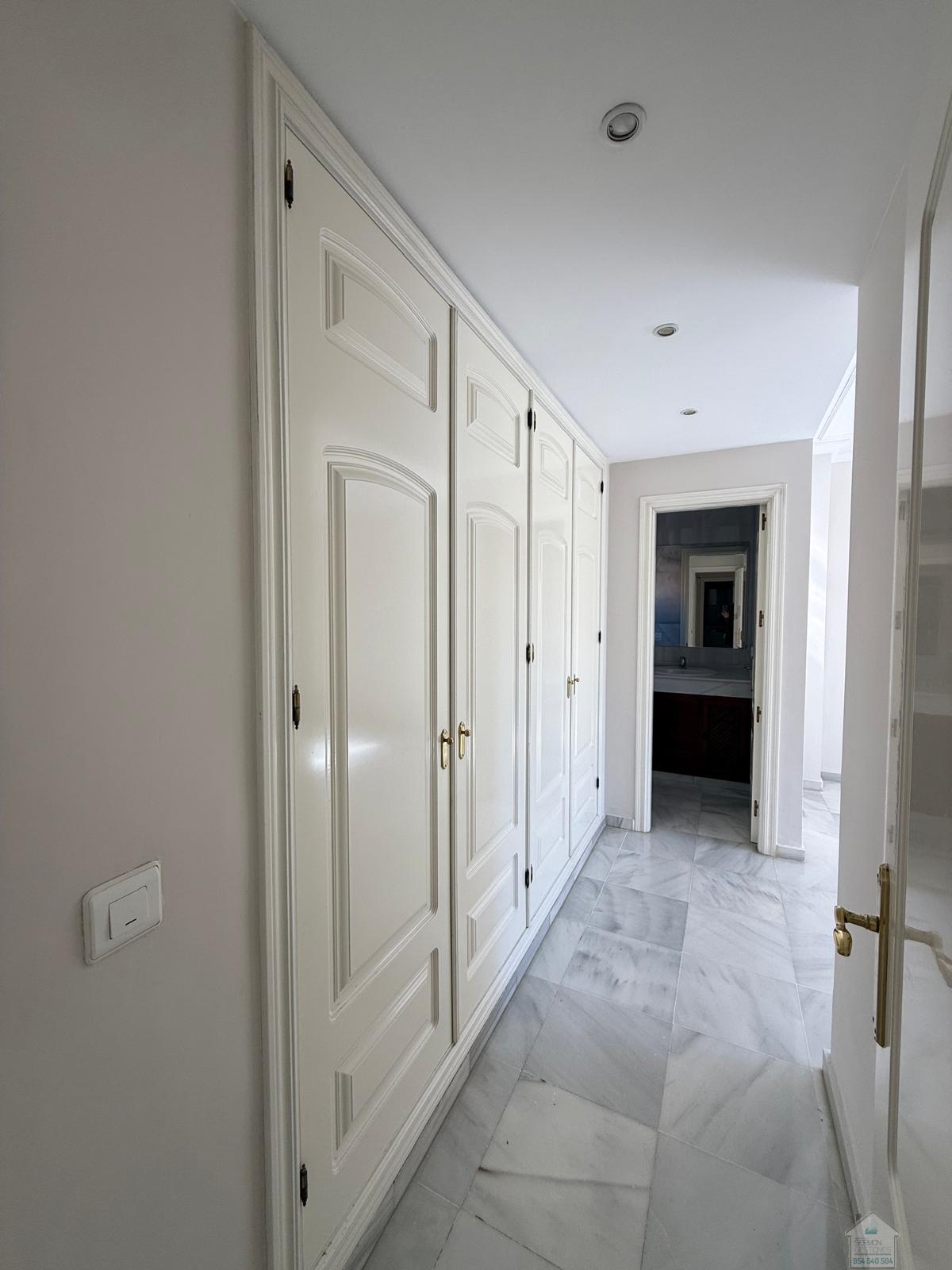 For rent of flat in Sevilla