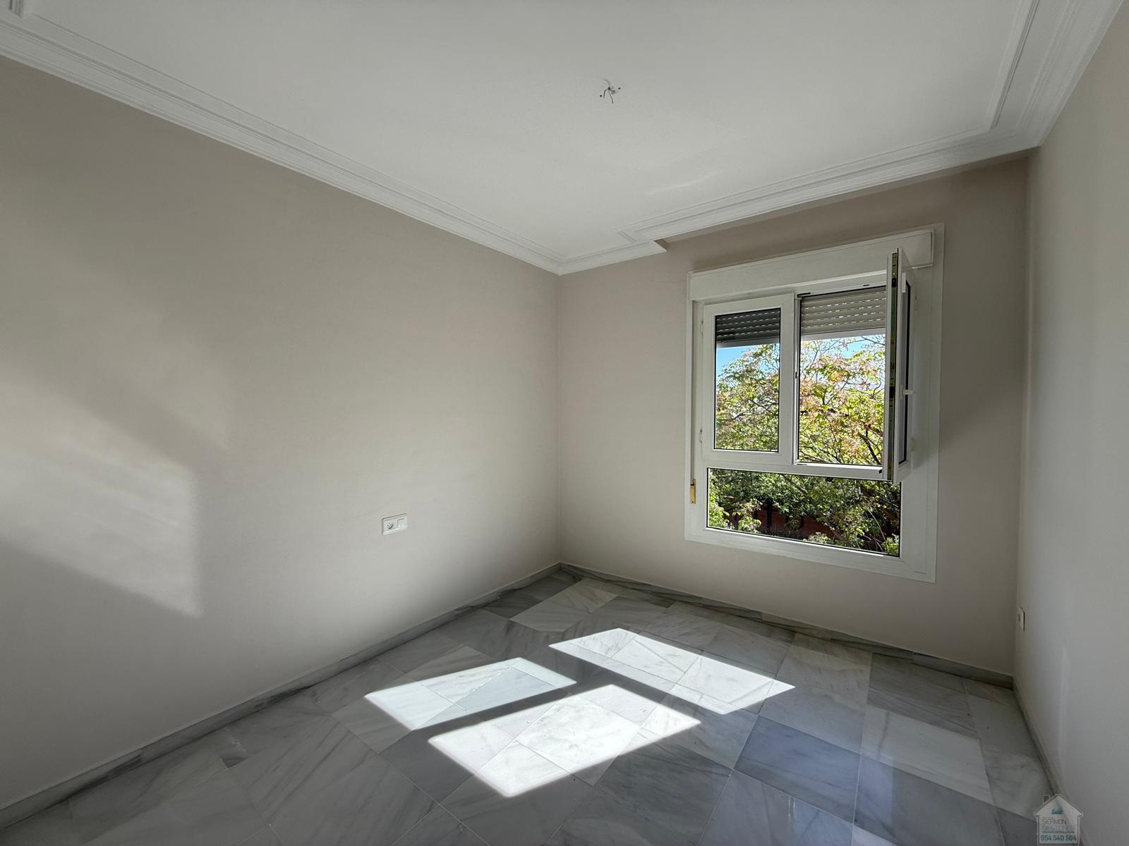 For rent of flat in Sevilla
