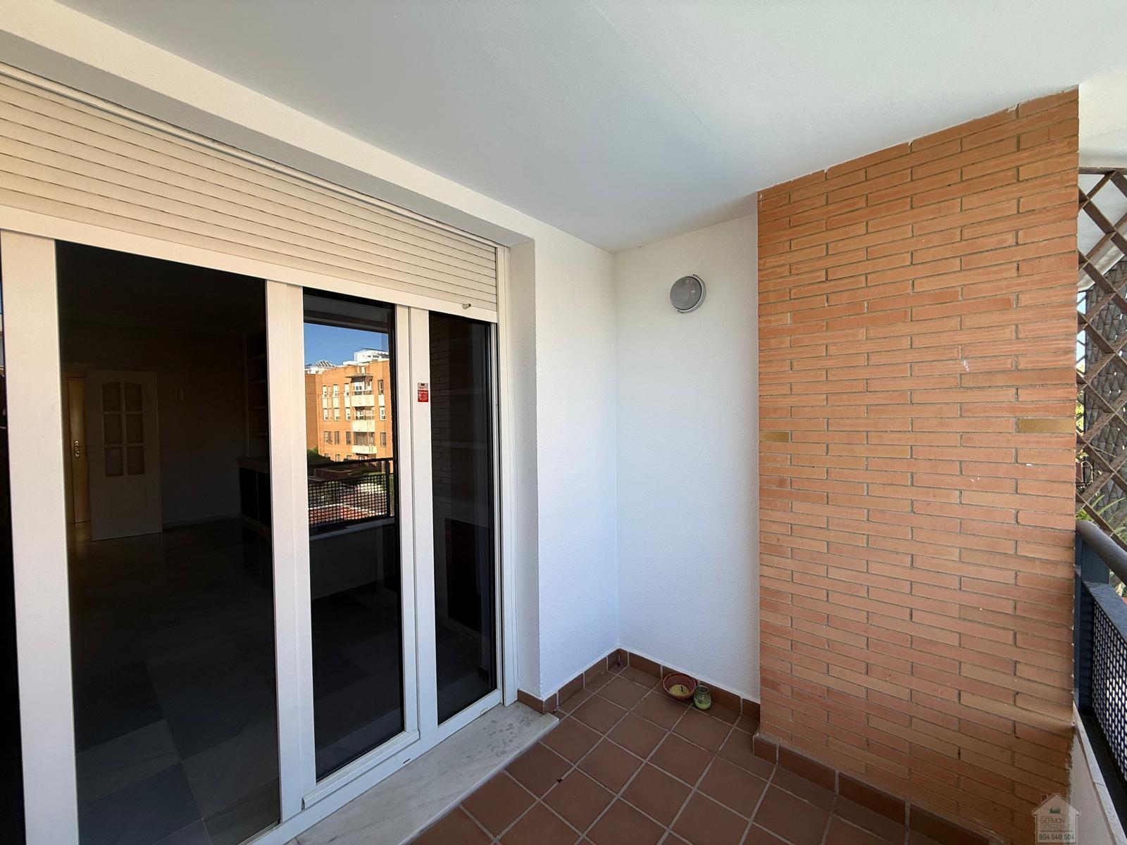 For rent of flat in Sevilla