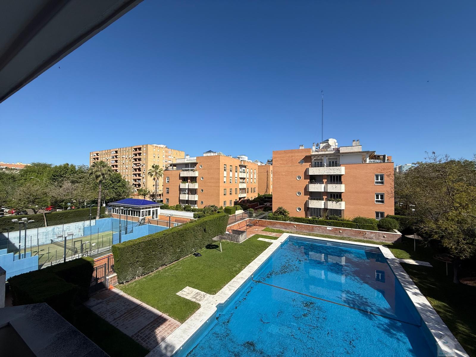 For rent of flat in Sevilla