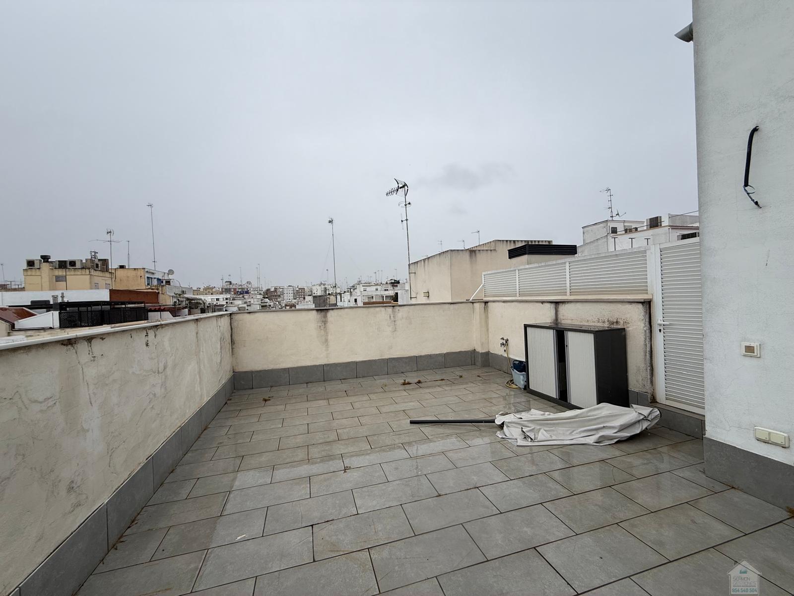 For sale of flat in Sevilla