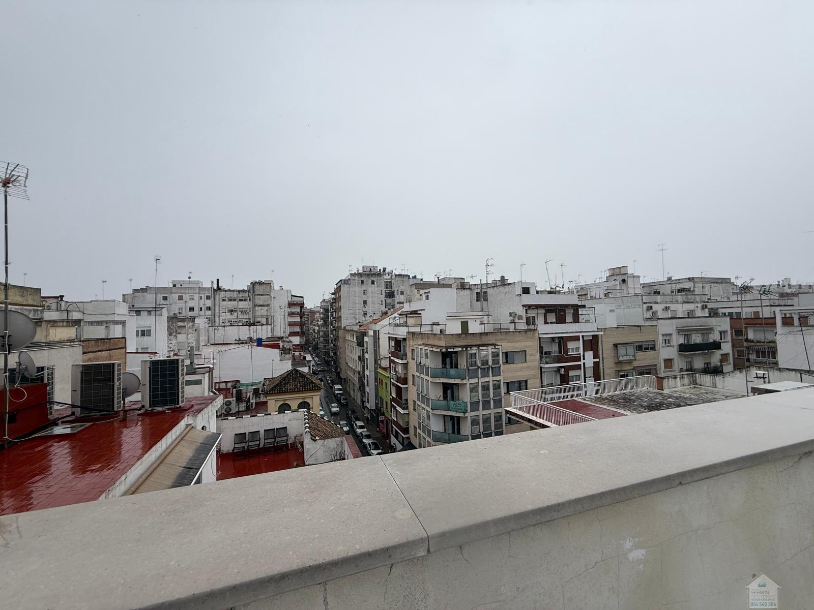 For sale of flat in Sevilla