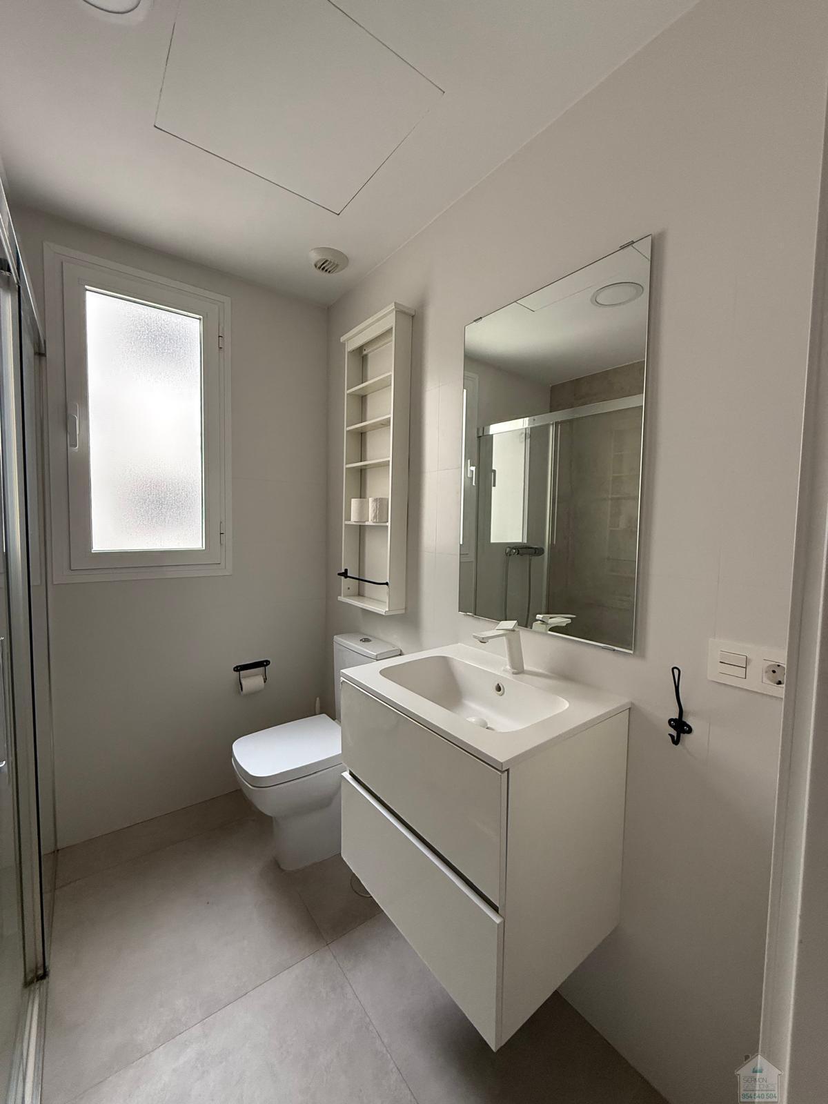 For sale of flat in Sevilla