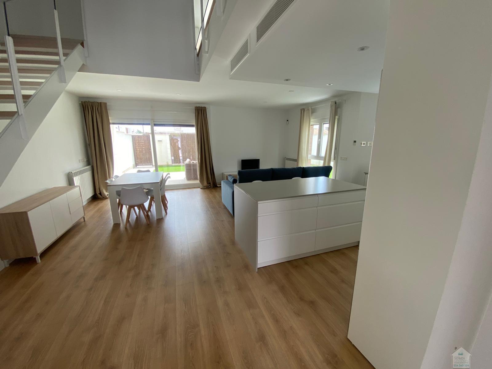 For rent of chalet in Dos Hermanas