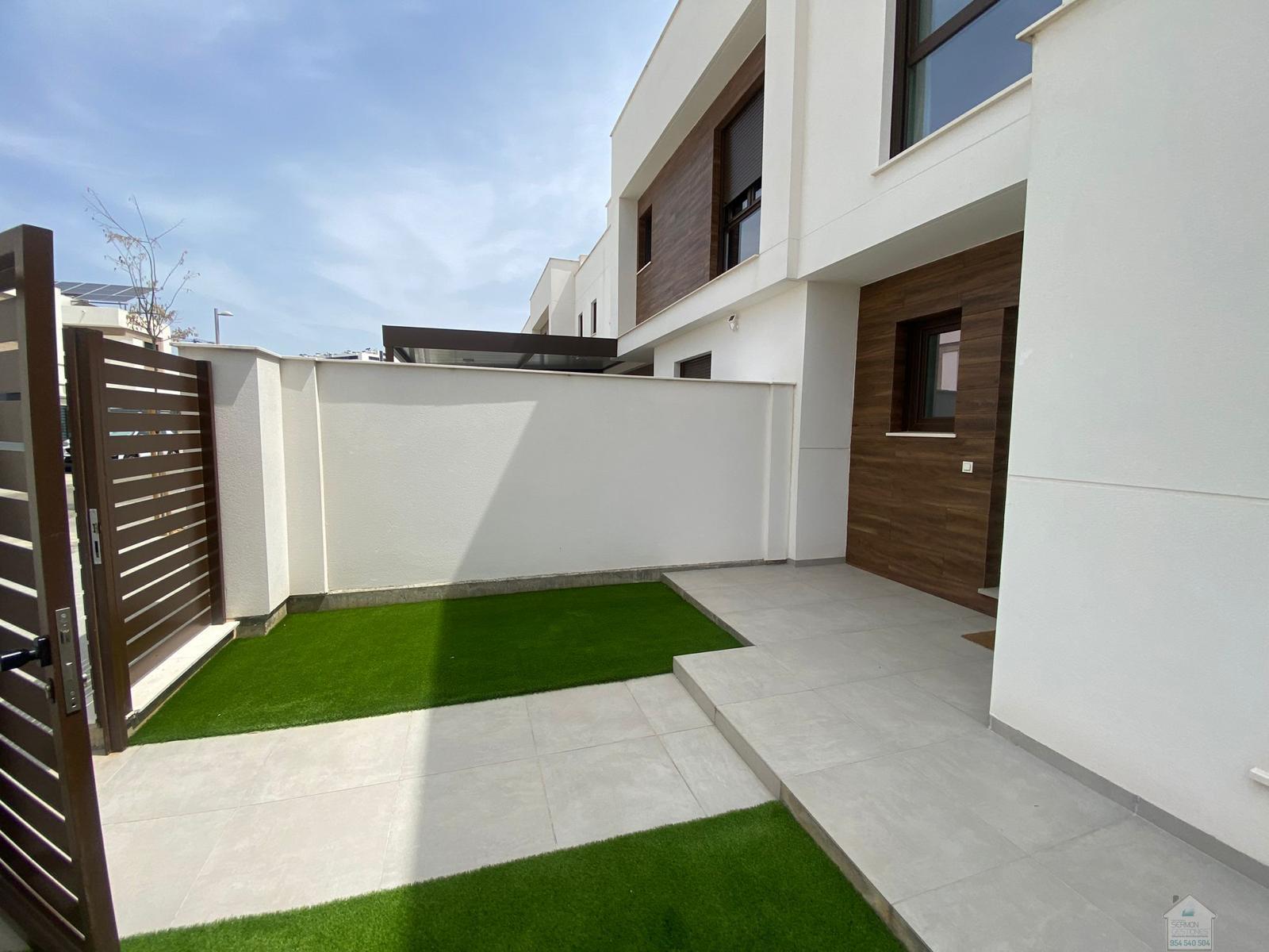 For rent of chalet in Dos Hermanas