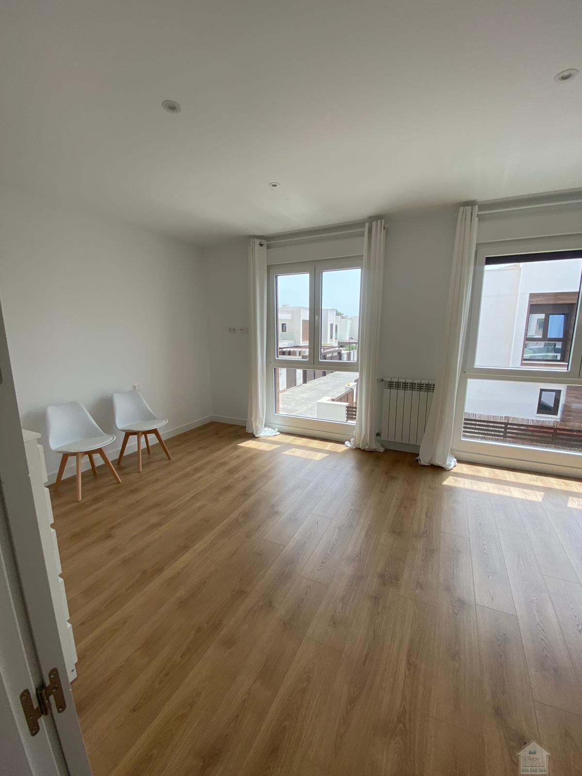 For rent of chalet in Dos Hermanas