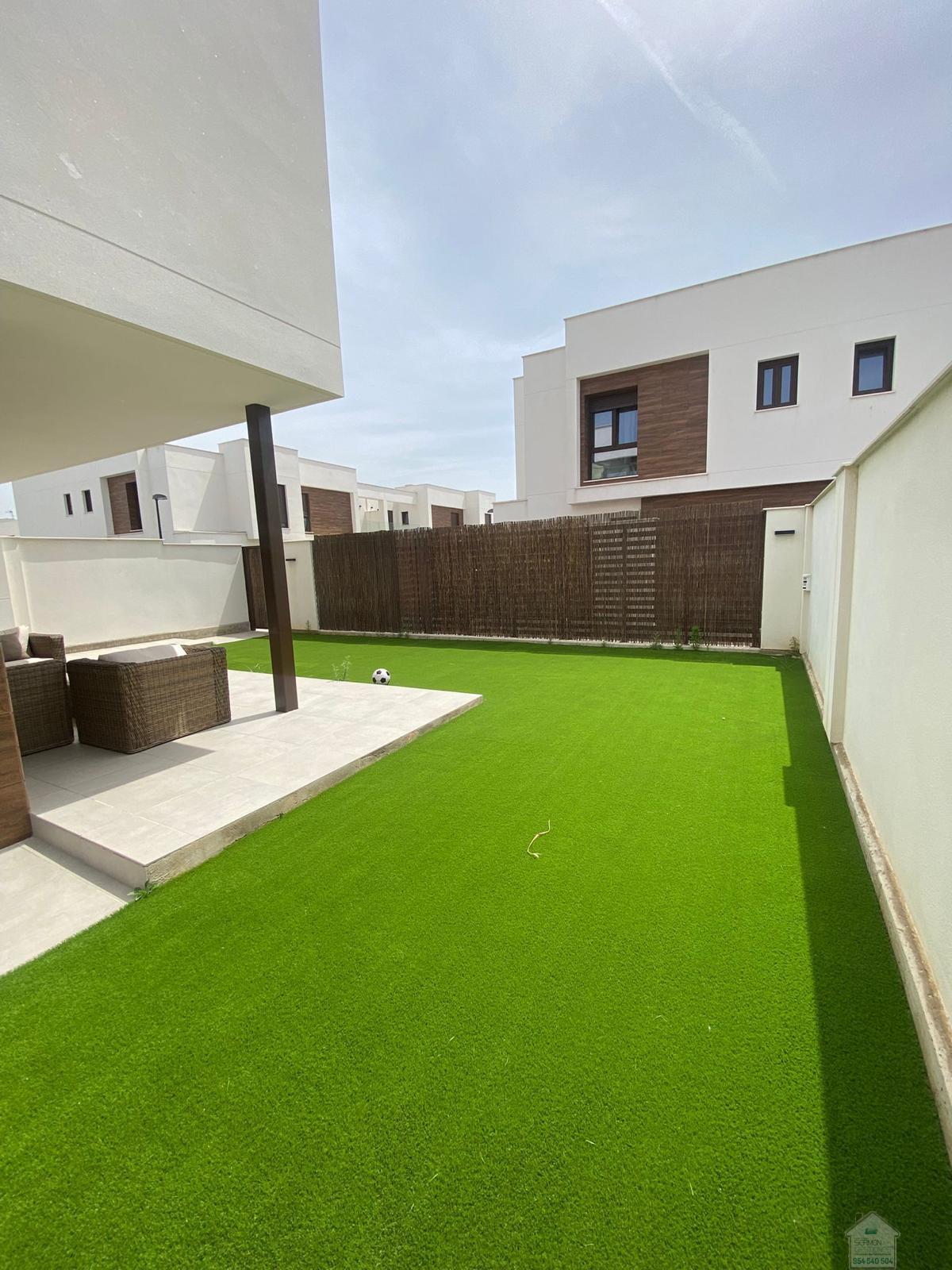 For rent of chalet in Dos Hermanas