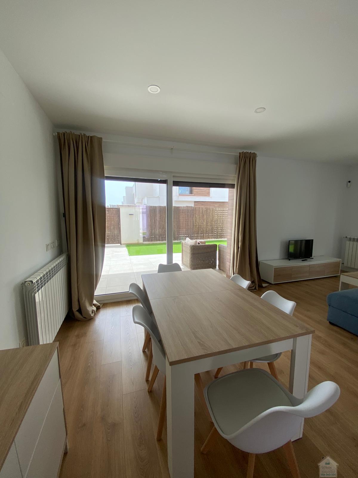 For rent of chalet in Dos Hermanas