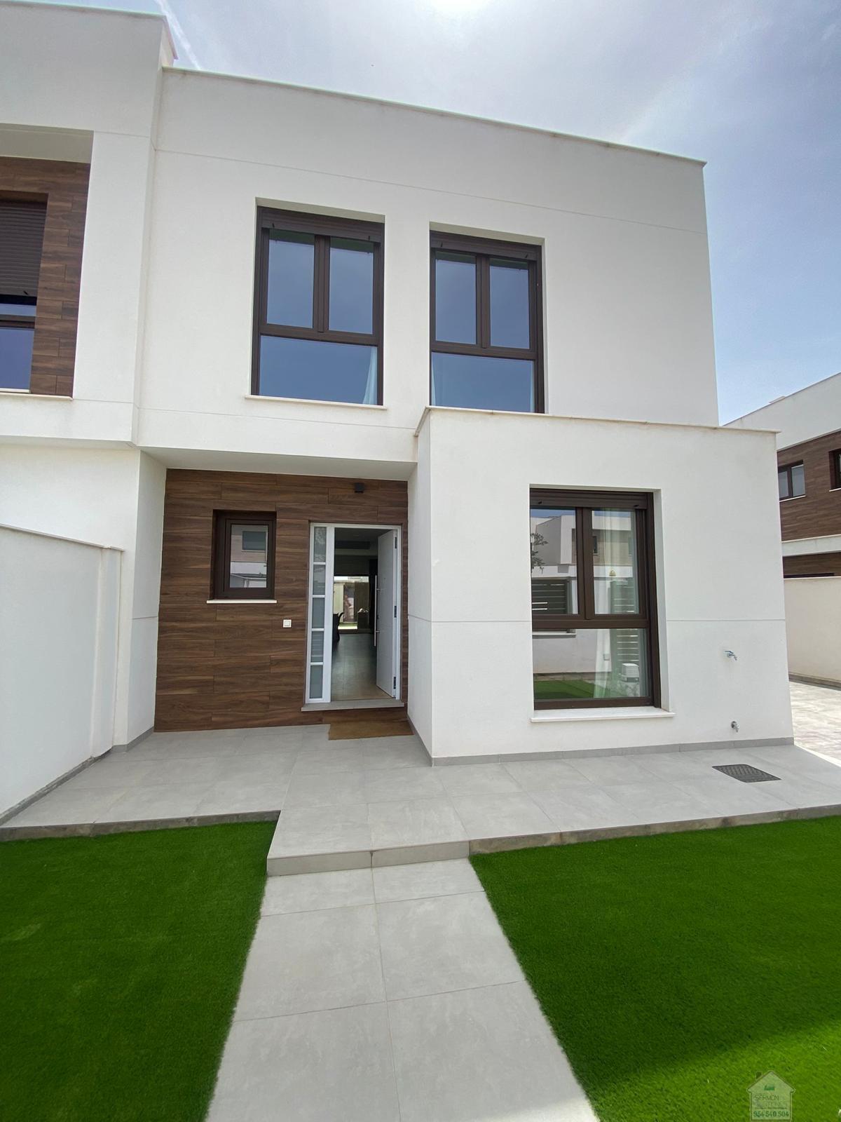 For rent of chalet in Dos Hermanas