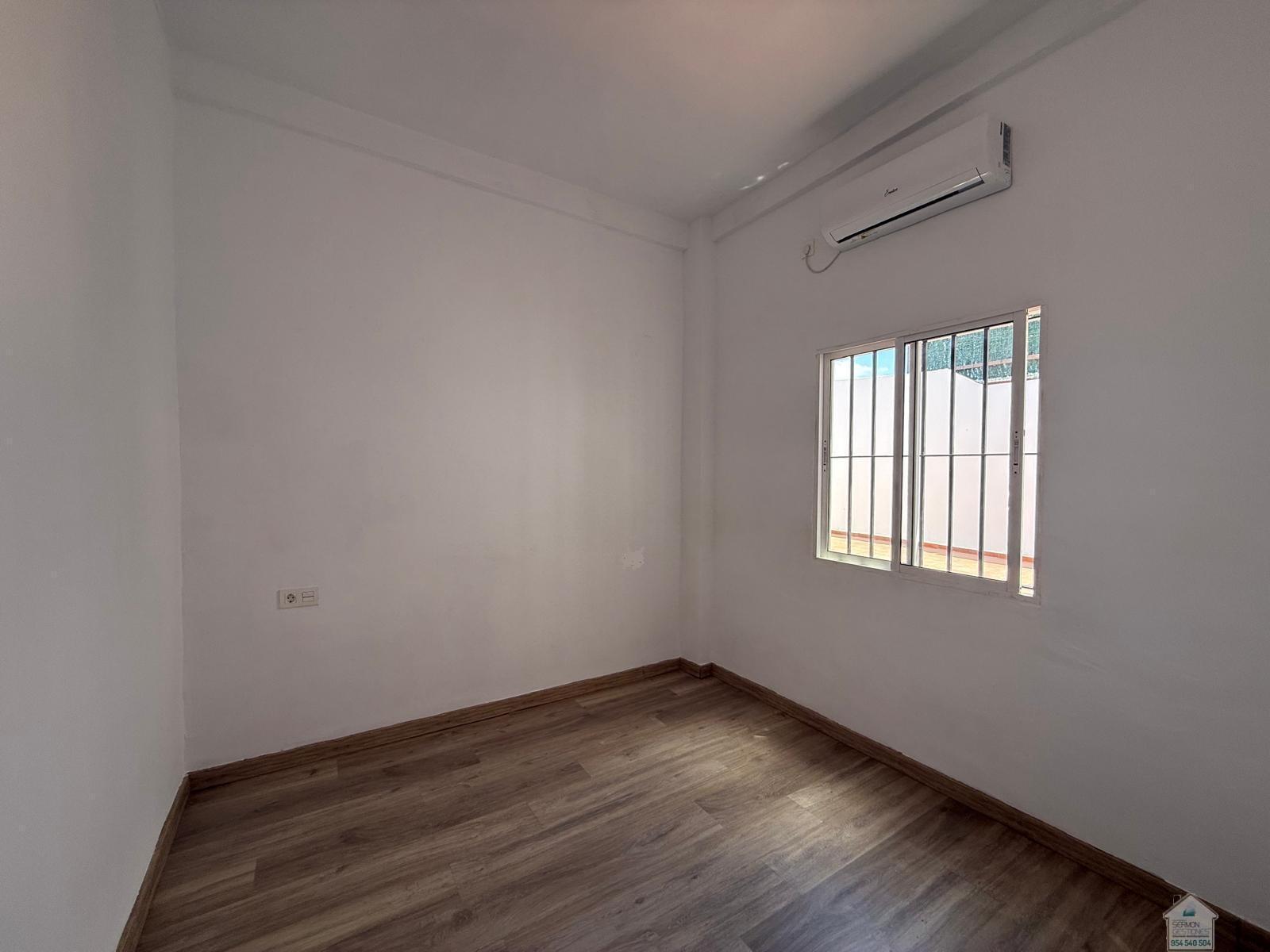 For rent of flat in San Juan de Aznalfarache
