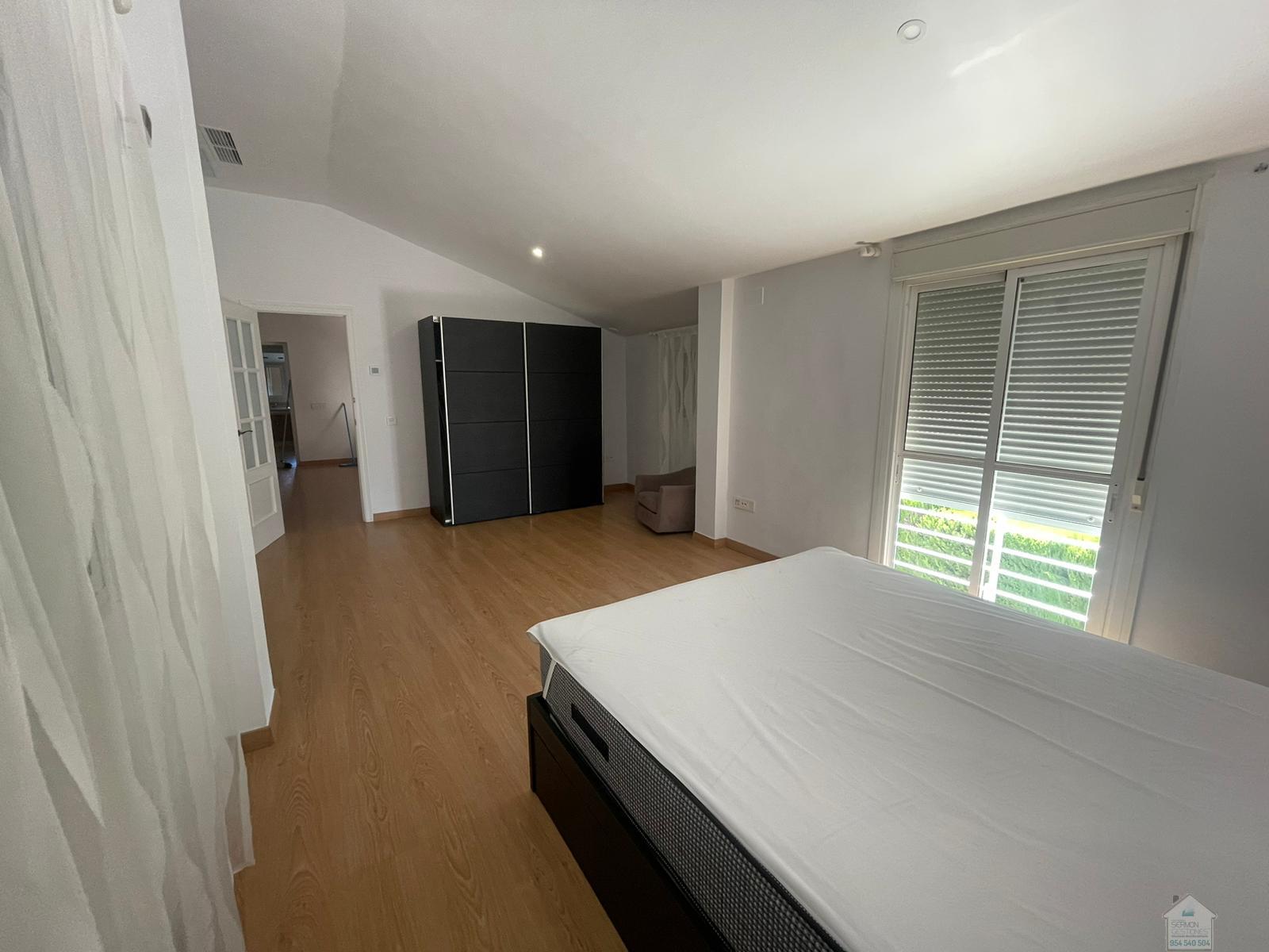 Venta de chalet en Dos Hermanas