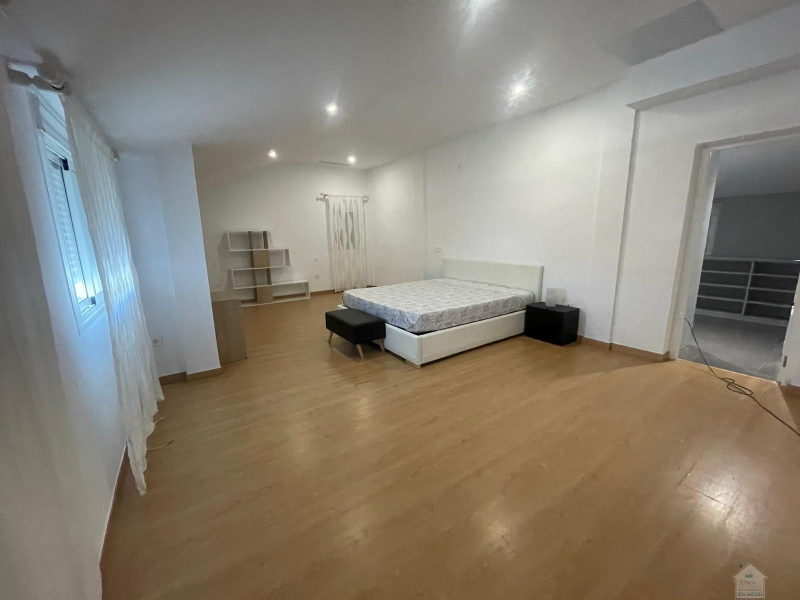 Venta de chalet en Dos Hermanas