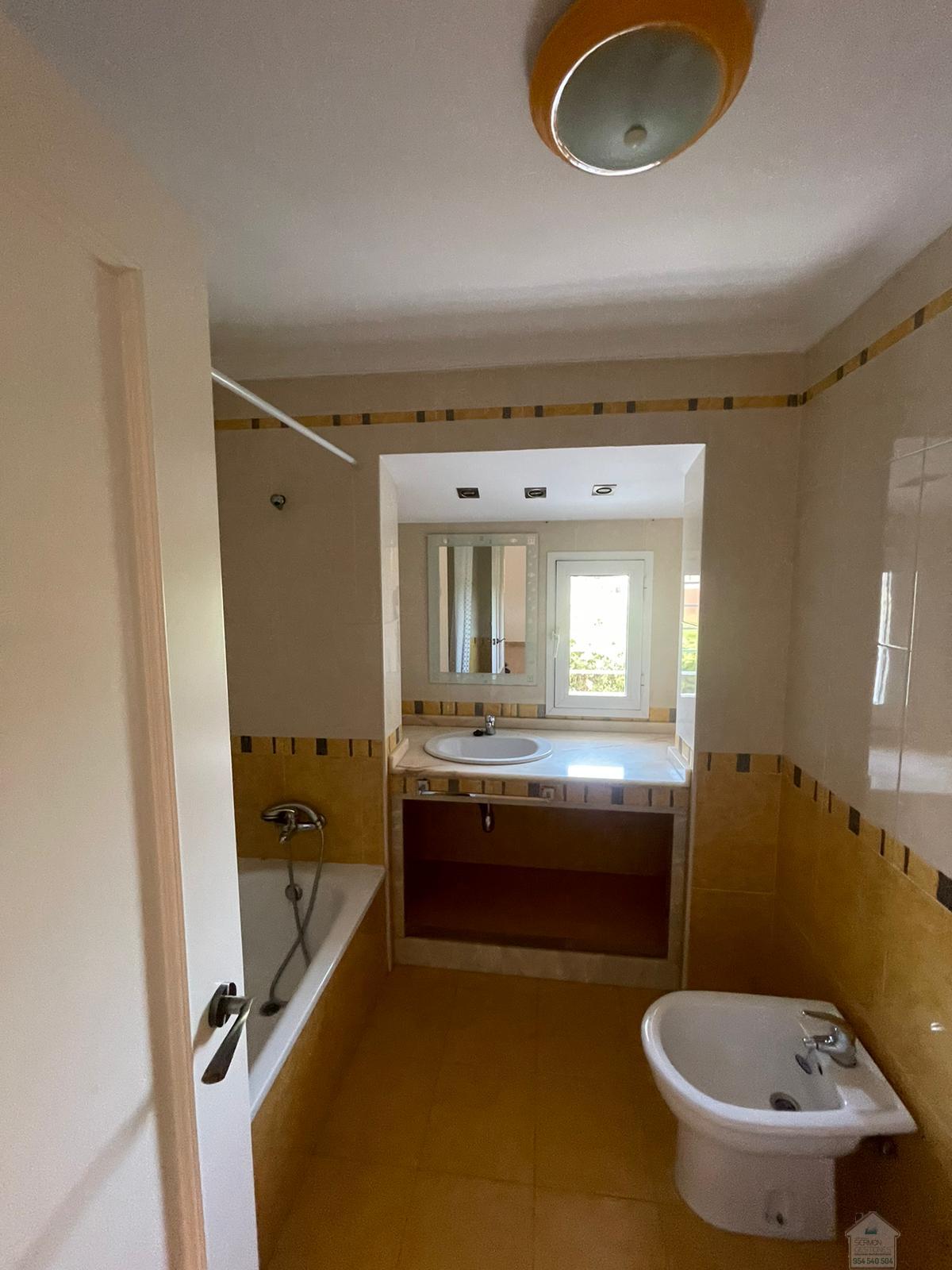 Venta de chalet en Dos Hermanas