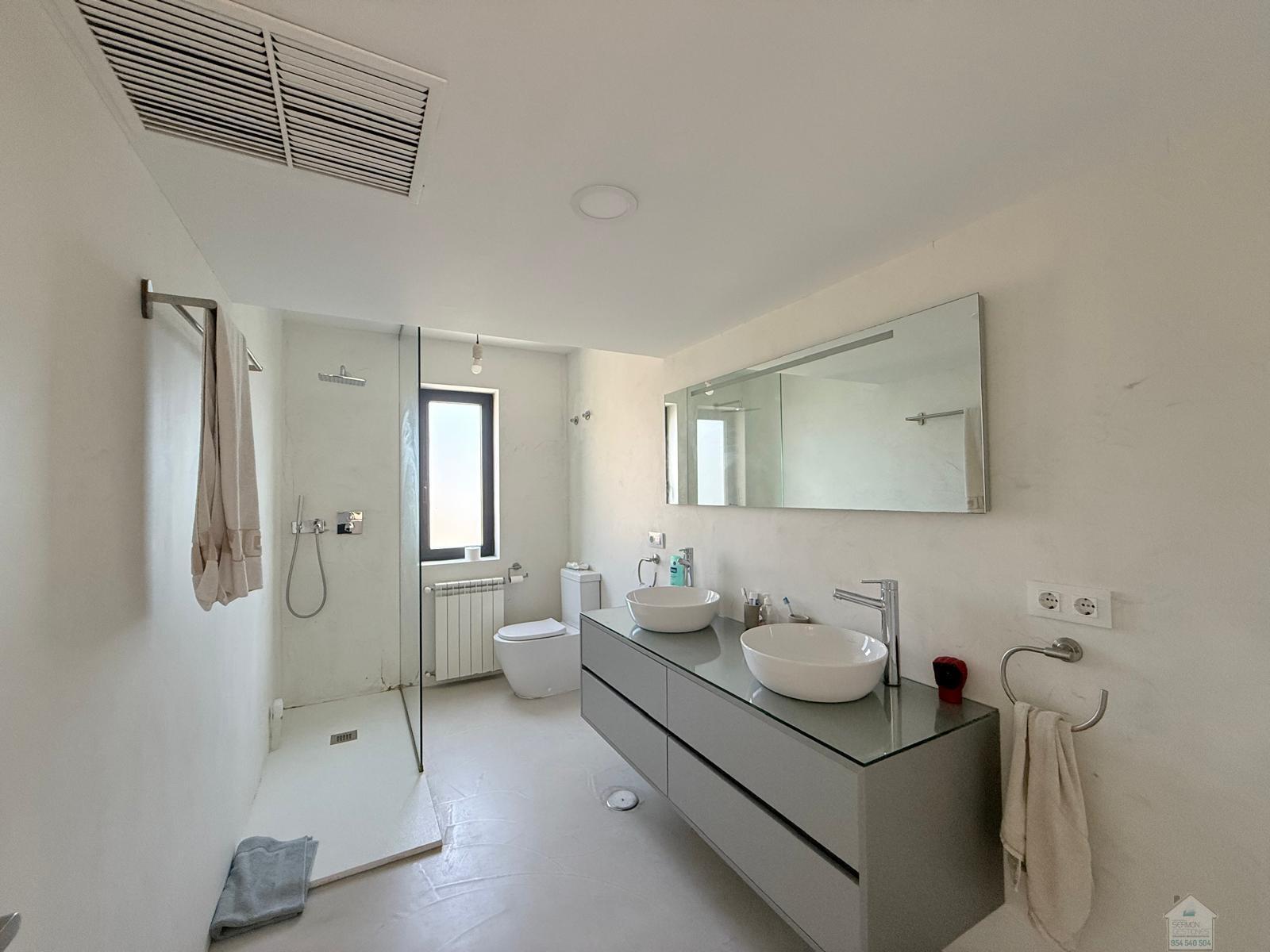 Venta de chalet en Dos Hermanas