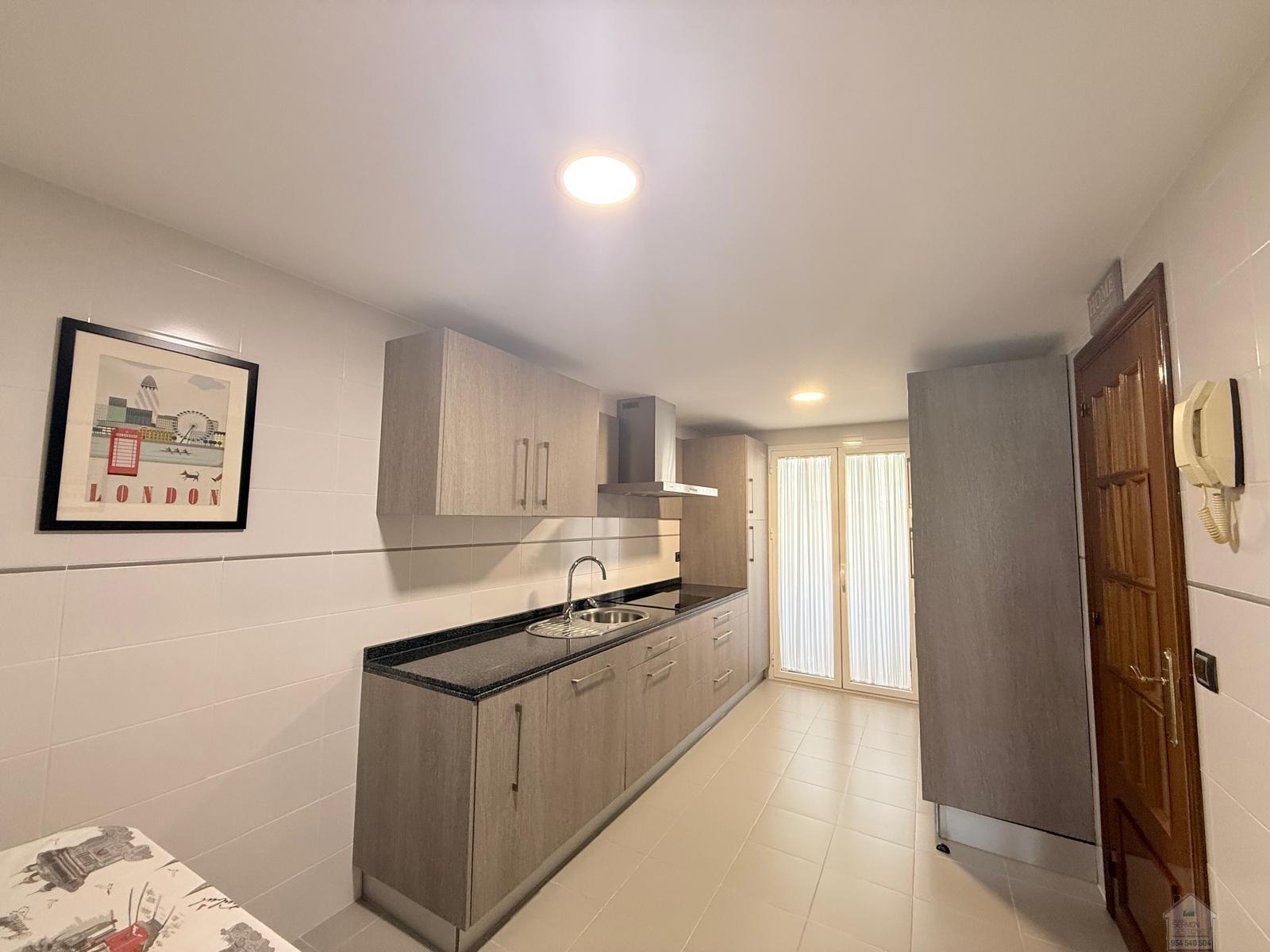 Venta de chalet en Tomares