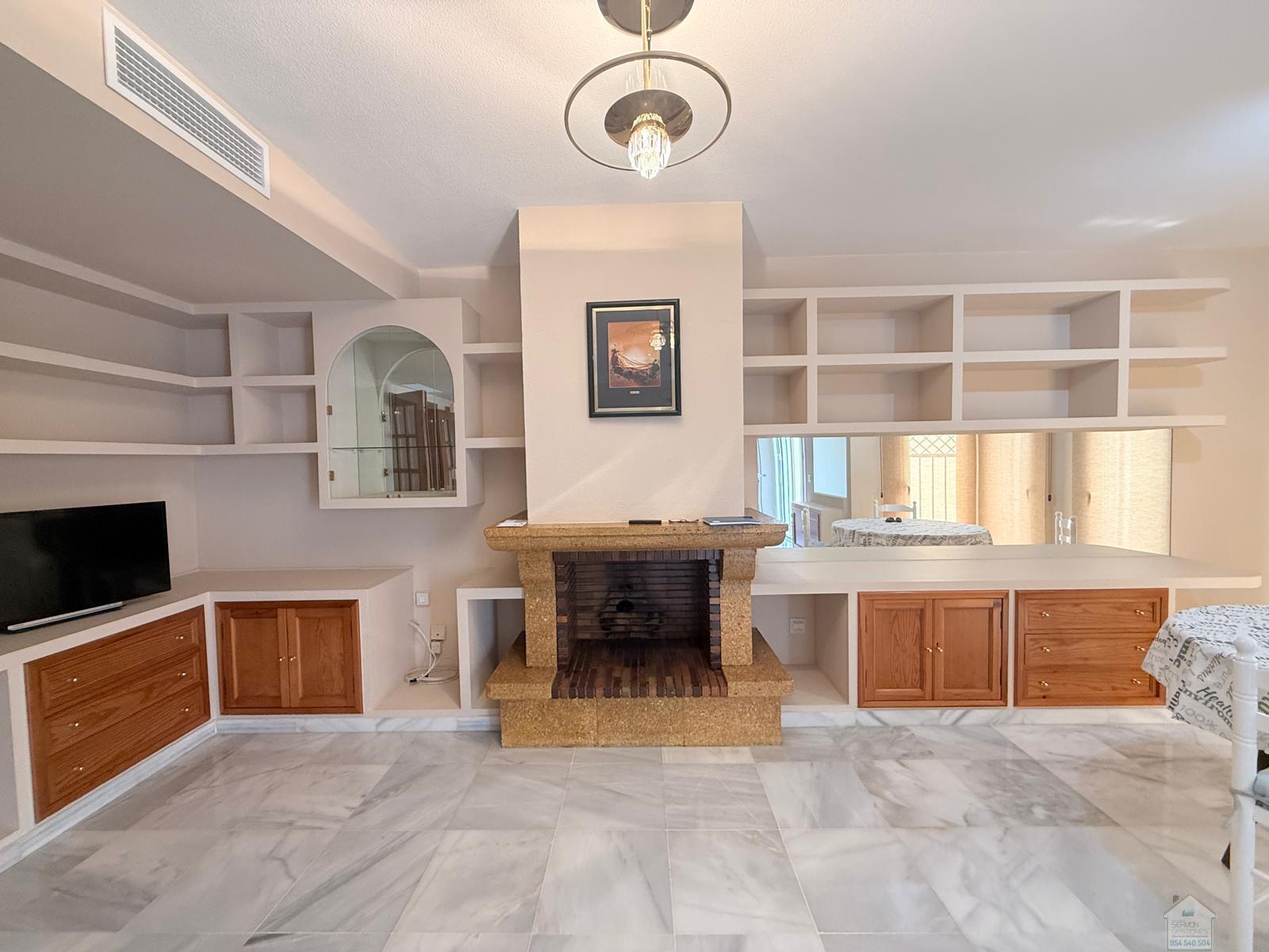 Venta de chalet en Tomares