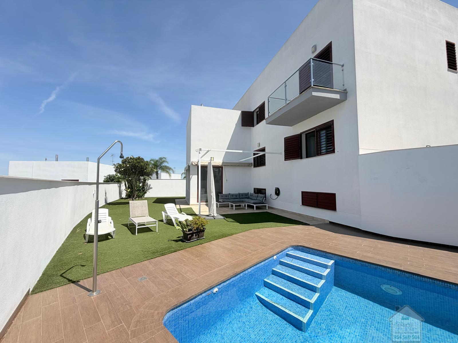 Alquiler de chalet en Dos Hermanas