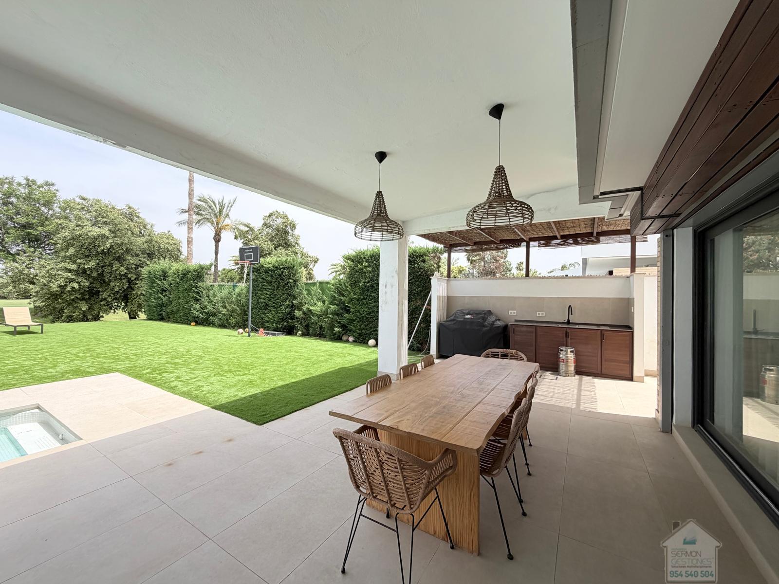 Alquiler de chalet en Alcalá de Guadaíra