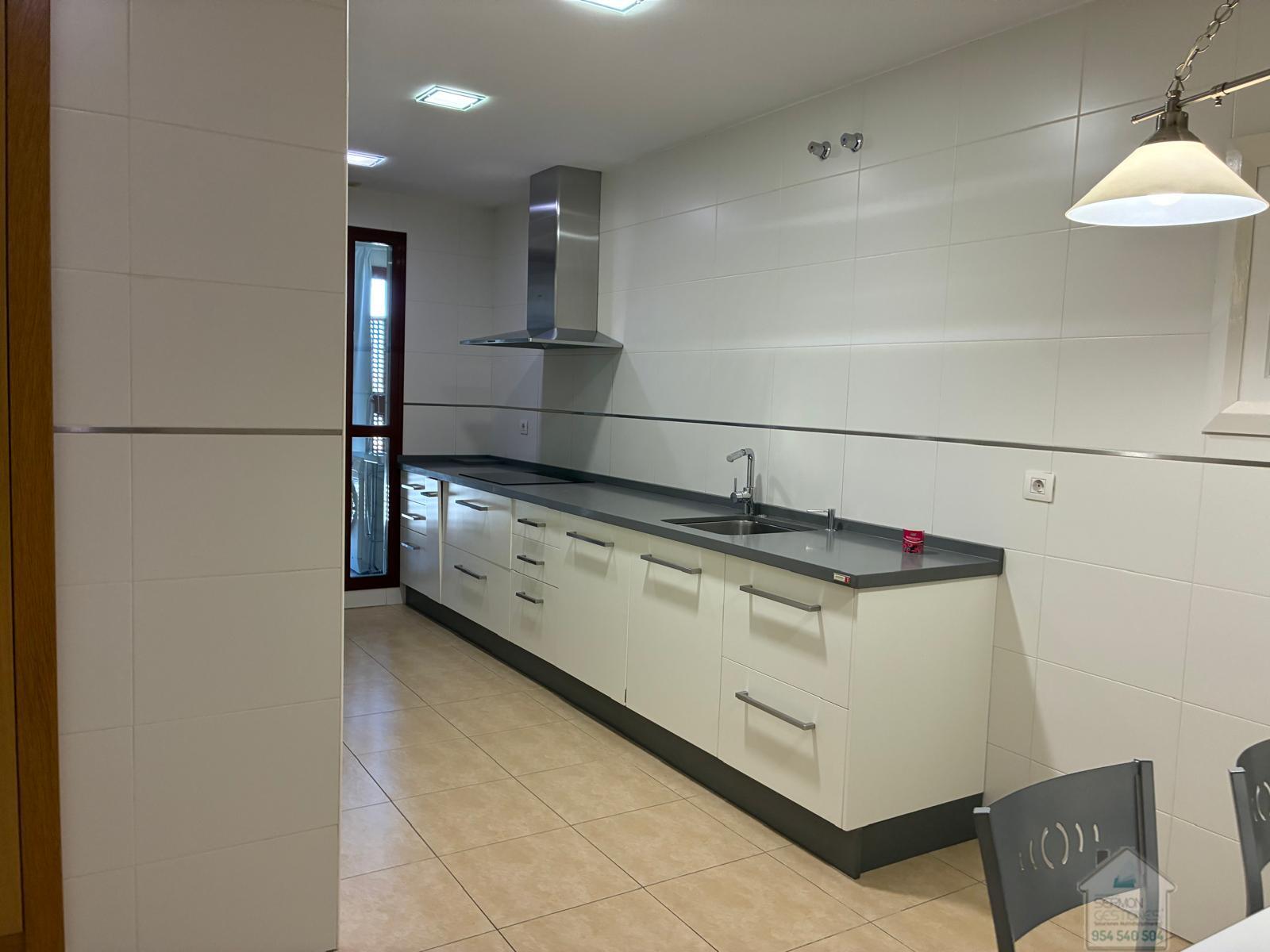 For rent of flat in Sevilla