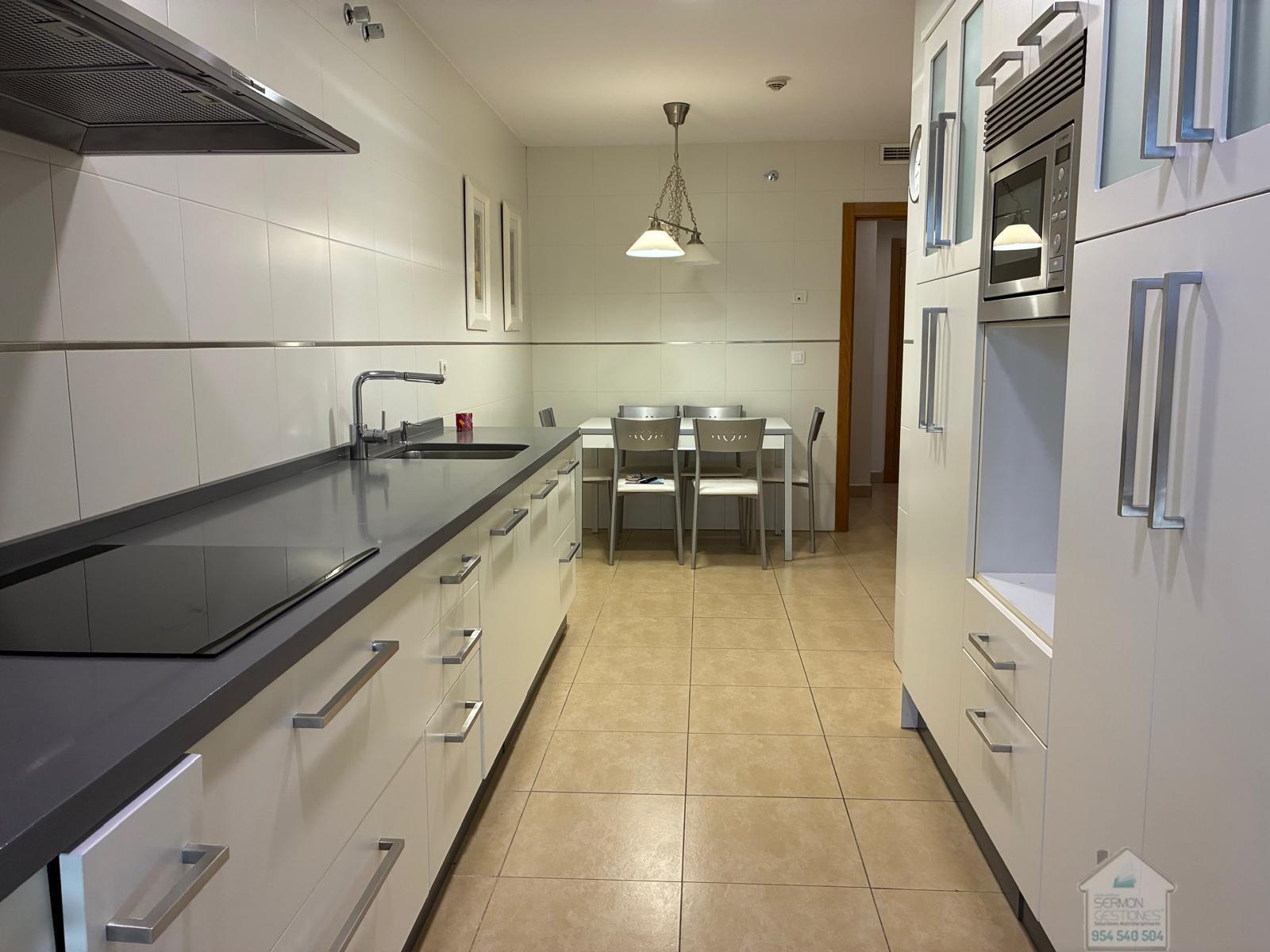 For rent of flat in Sevilla
