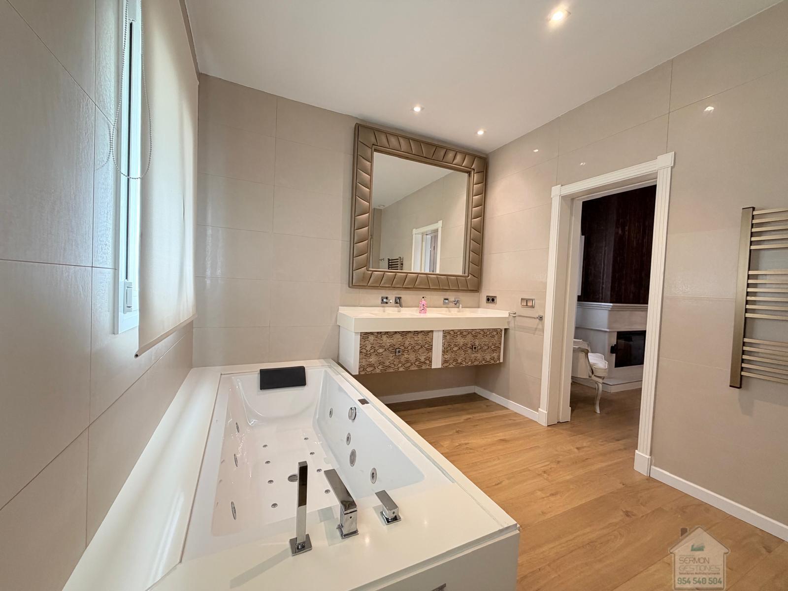 Alquiler de chalet en Bormujos