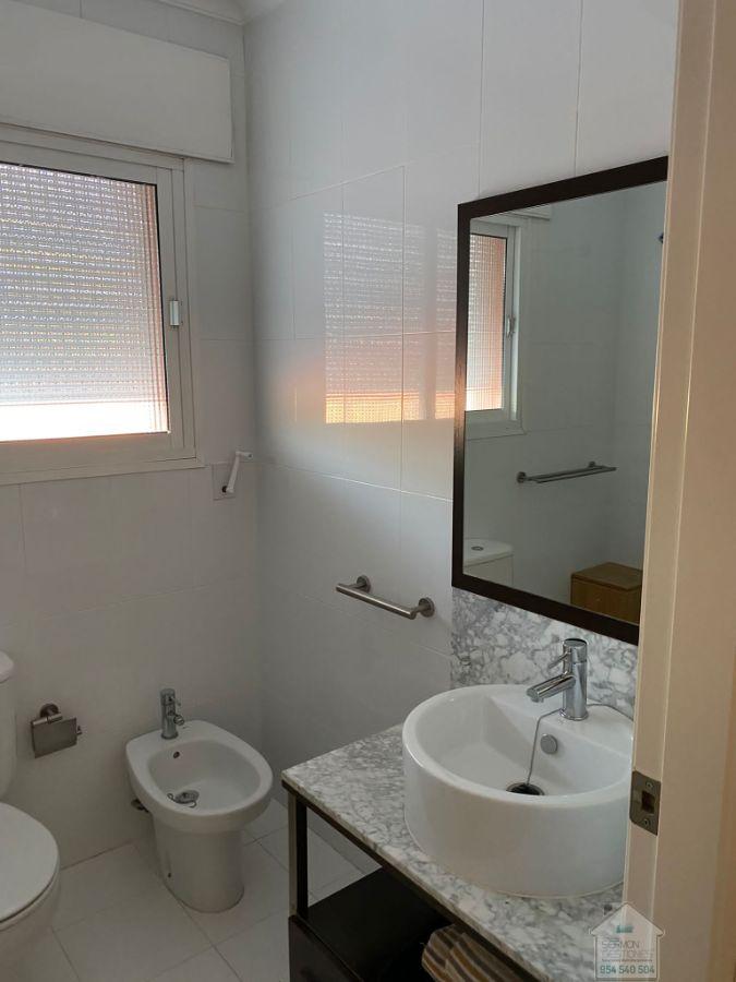 Venta de chalet en Dos Hermanas