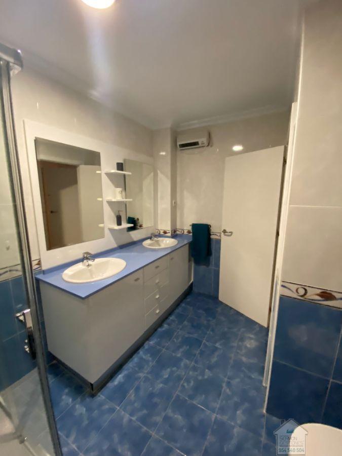 Venta de chalet en Dos Hermanas