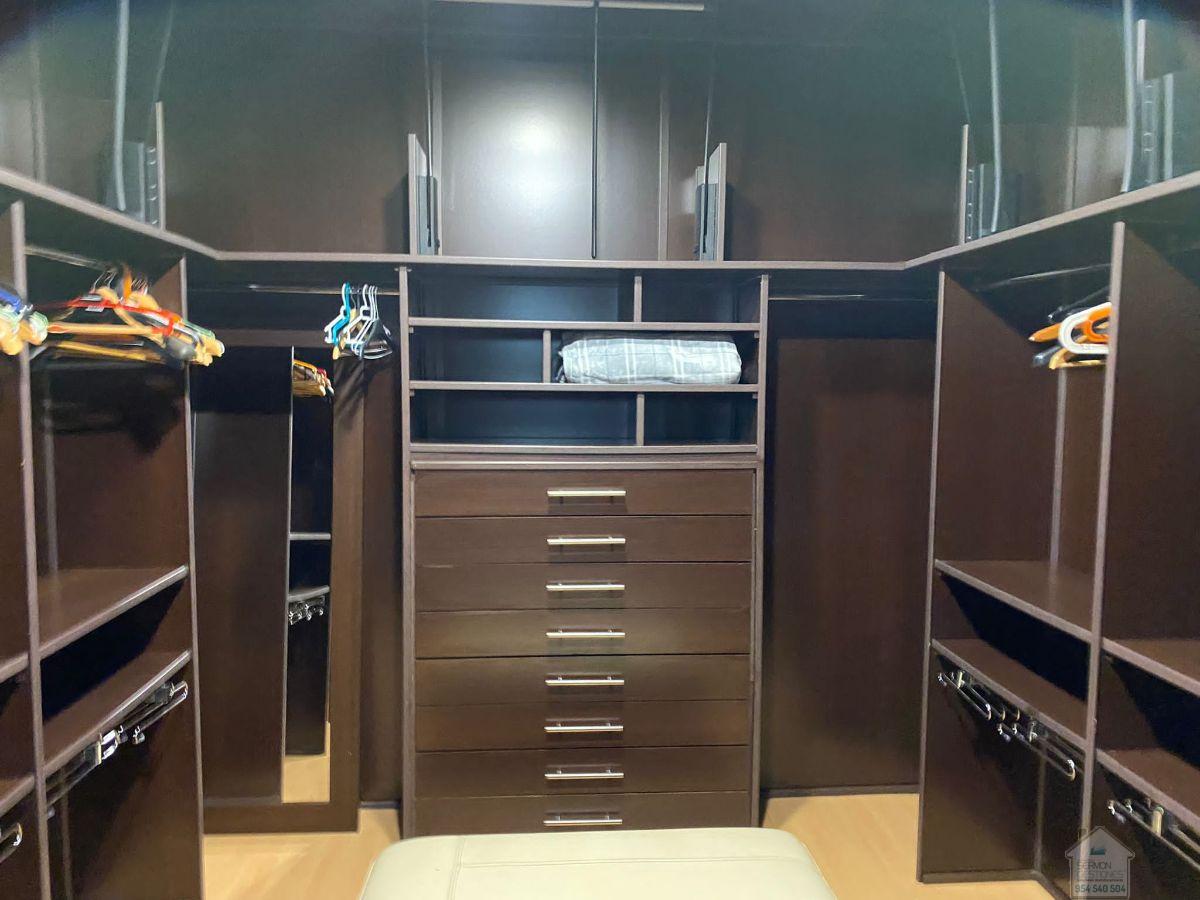 Venta de chalet en Dos Hermanas