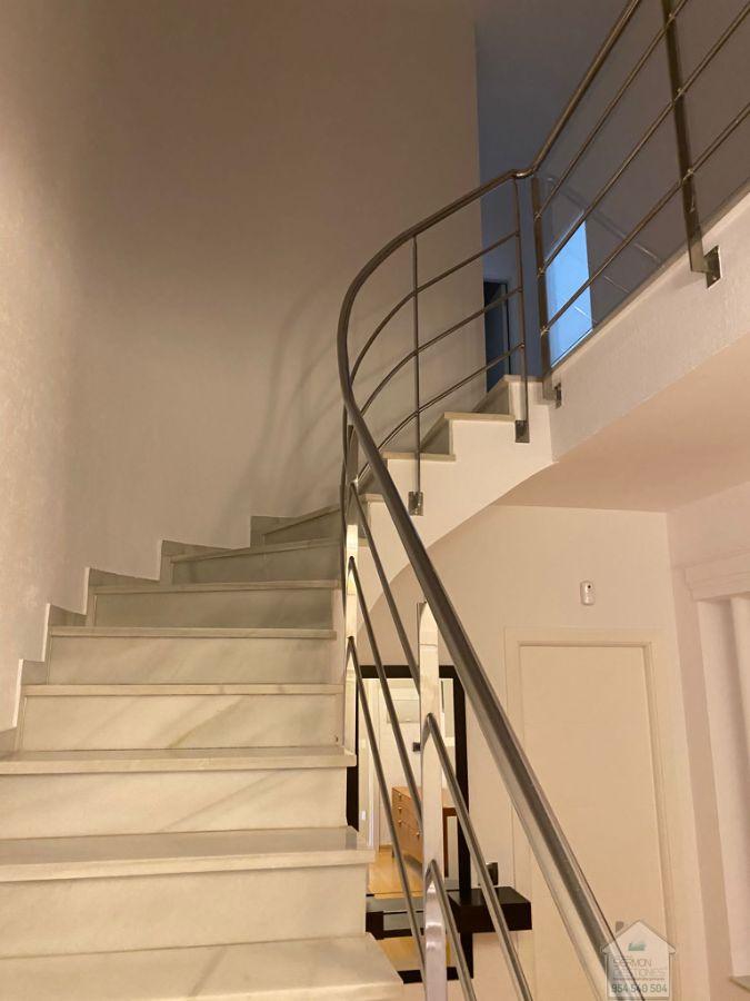Venta de chalet en Dos Hermanas