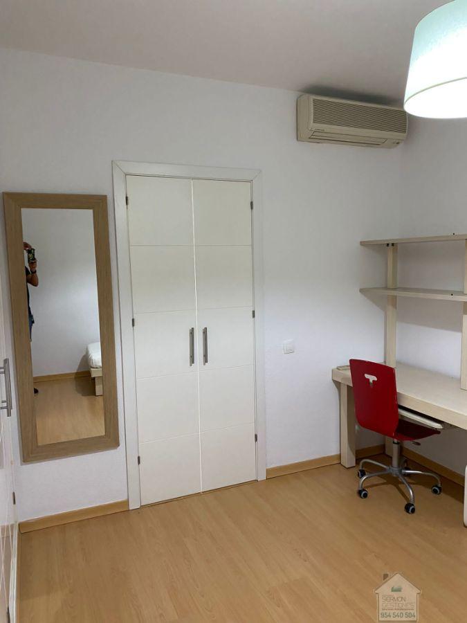Venta de chalet en Dos Hermanas