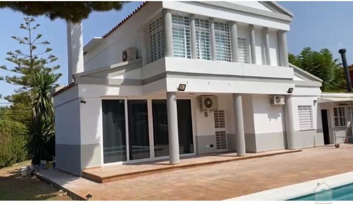 Venta de chalet en Dos Hermanas