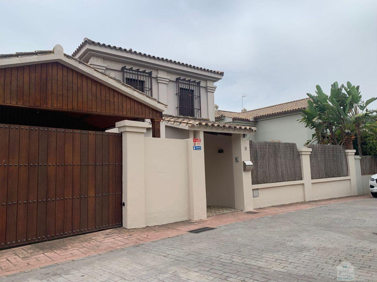 For rent of chalet in Mairena del Aljarafe