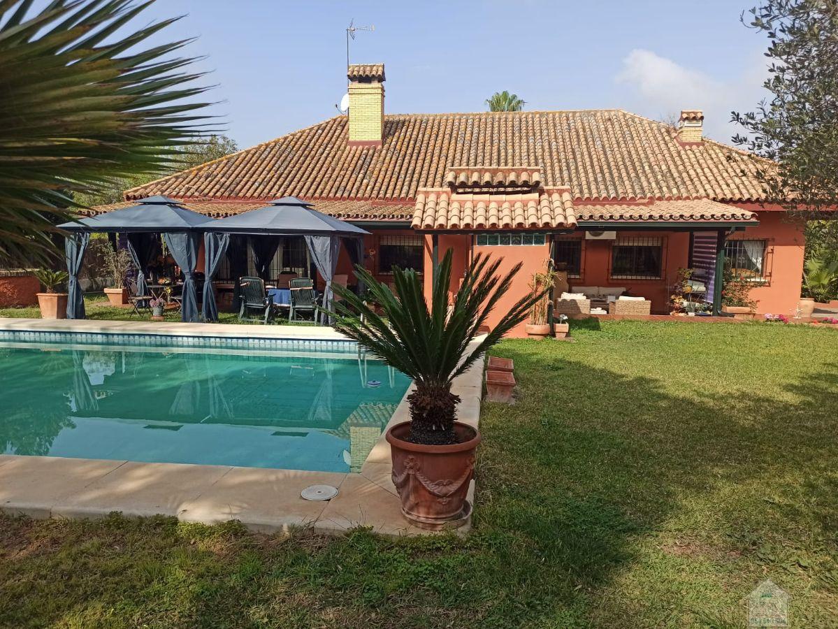 Venta de chalet en Mairena del Aljarafe